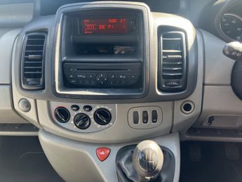 RENAULT TRAFIC 2.0 dCi SL29 eco PX to clear