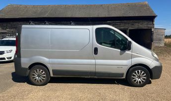 RENAULT TRAFIC 2.0 dCi SL29 eco PX to clear