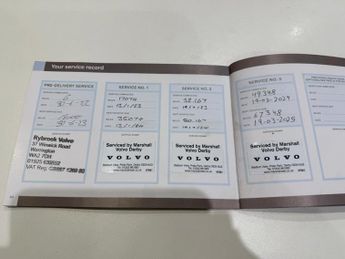 VOLVO XC40 1.5 Plus T4 (211 hp) Auto