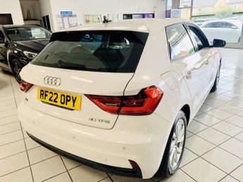 AUDI A1 1.0 TFSI 30 Sport