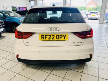 AUDI A1 1.0 TFSI 30 Sport