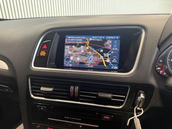 AUDI Q5 2.0 TDI S line Plus