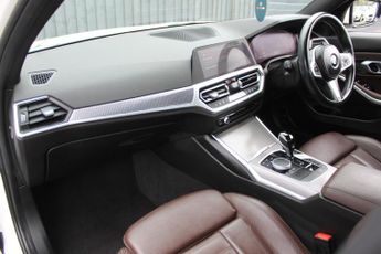 BMW 3 SERIES 2.0 318i M Sport Saloon