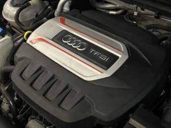 AUDI S3 2.0 TFSI Black Edition