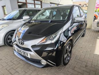 Toyota AYGO 1.0 VVT-i x-clusiv