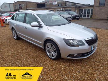 Skoda Superb 2.0 TDI Elegance Euro 5 (s/s) 5dr