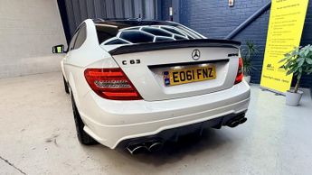 MERCEDES-BENZ C CLASS 6.3 C63 V8 AMG Edition 125