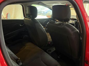 RENAULT CLIO 1.5 dCi Dynamique MediaNav