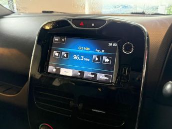 RENAULT CLIO 1.5 dCi Dynamique MediaNav