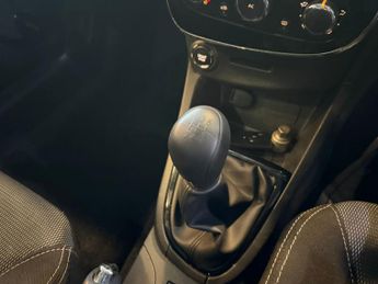 RENAULT CLIO 1.5 dCi Dynamique MediaNav