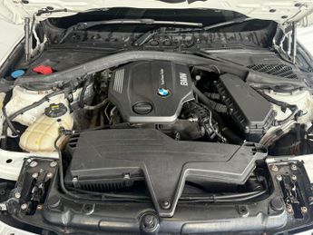 BMW 3 SERIES 2.0 318d Sport Saloon