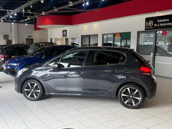 PEUGEOT 208 1.5 BlueHDi Tech Edition