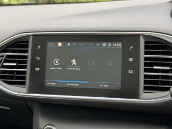 PEUGEOT 308 1.2 PureTech GPF Allure