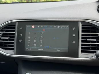 PEUGEOT 308 1.2 PureTech GPF Allure