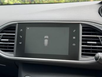 PEUGEOT 308 1.2 PureTech GPF Allure