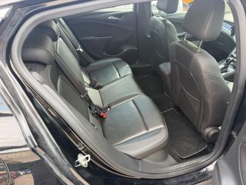 VAUXHALL ASTRA 1.4 i Turbo Elite Nav