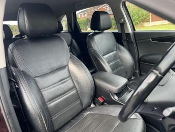 KIA SORENTO 2.2 CRDi KX-2