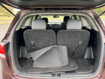 KIA SORENTO 2.2 CRDi KX-2