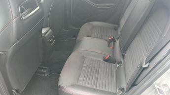 MERCEDES-BENZ GLA 2.1 GLA200d AMG Line 7G-DCT Euro 6 (s/s) 5dr