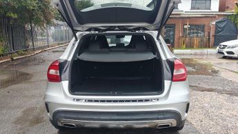 MERCEDES-BENZ GLA 2.1 GLA200d AMG Line 7G-DCT Euro 6 (s/s) 5dr