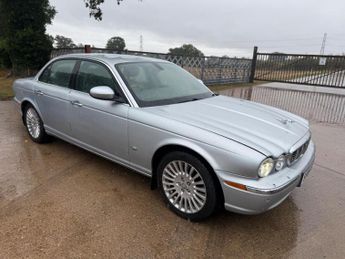 Jaguar XJ 2.7 TDVi Sovereign 4dr