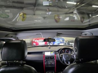 LAND ROVER DISCOVERY SPORT 2.0 TD4 HSE Dynamic Lux