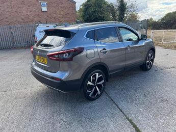 NISSAN QASHQAI 1.3 DIG-T N-Motion