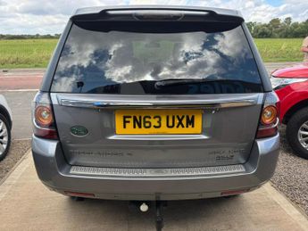 LAND ROVER FREELANDER 2 2.2 SD4 HSE Lux