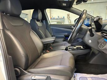 VOLKSWAGEN ID.4 77kWh GTX Auto 4Motion 5dr