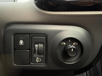 CITROEN C4 CACTUS 1.2 PureTech Flair Euro 6 5dr (Euro 6)