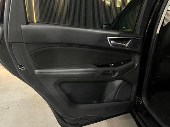 FORD S-MAX 2.0 TDCi Titanium Powershift Euro 6 (s/s) 5dr