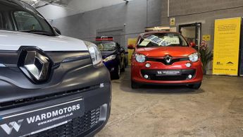 RENAULT KANGOO ML20 44KW Electric Automatic White 5dr NO VAT+WORKREADY+BULKHEAD