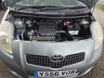TOYOTA YARIS 1.3 T Spirit