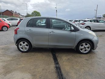 TOYOTA YARIS 1.3 T Spirit