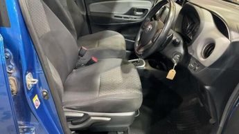 TOYOTA YARIS 1.33 Dual VVT-i Icon Multidrive S Euro 5 5dr Euro 5