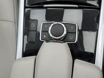 MERCEDES-BENZ E CLASS 2.1 E220 BlueTEC AMG Night Edition