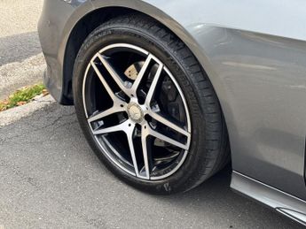 MERCEDES-BENZ E CLASS 2.1 E220 BlueTEC AMG Night Edition