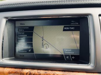 JAGUAR XF 3.0d S V6 Luxury Saloon 4dr Diesel Auto