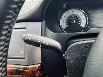 JAGUAR XF 3.0d S V6 Luxury Saloon 4dr Diesel Auto