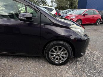 TOYOTA VITZ 1.0 Petrol Automatic Euro 5 5dr