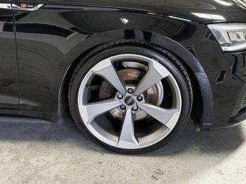AUDI A5 2.0 TFSI 35 Black Edition