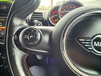 MINI CLUBMAN 2.0 John Cooper Works Clubman