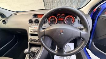 PEUGEOT 308 1.6 VTi Sport