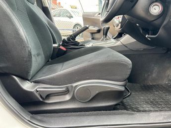 SUBARU IMPREZA 1.5 R