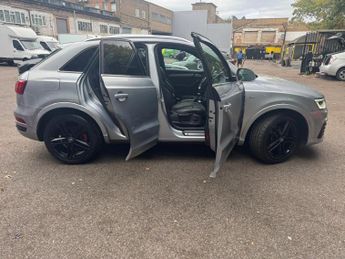 AUDI Q3 2.0 TDI S line Plus