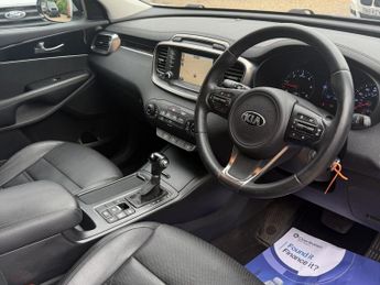 KIA SORENTO 2.2 CRDi KX-2