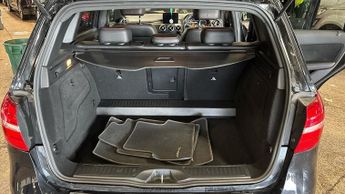 MERCEDES-BENZ B CLASS 1.5 B180d AMG Line