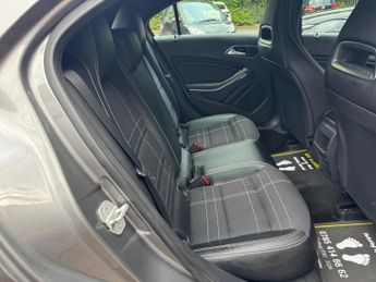MERCEDES-BENZ A CLASS 1.6 A180 Sport