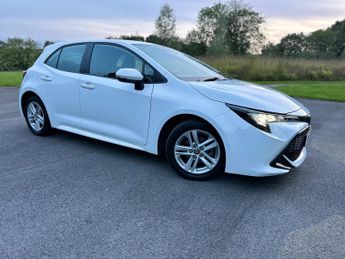 TOYOTA COROLLA 1.8 VVT-h Icon Tech CVT Euro 6 (s/s) 5dr