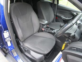 FORD FOCUS 1.5 TDCi Zetec